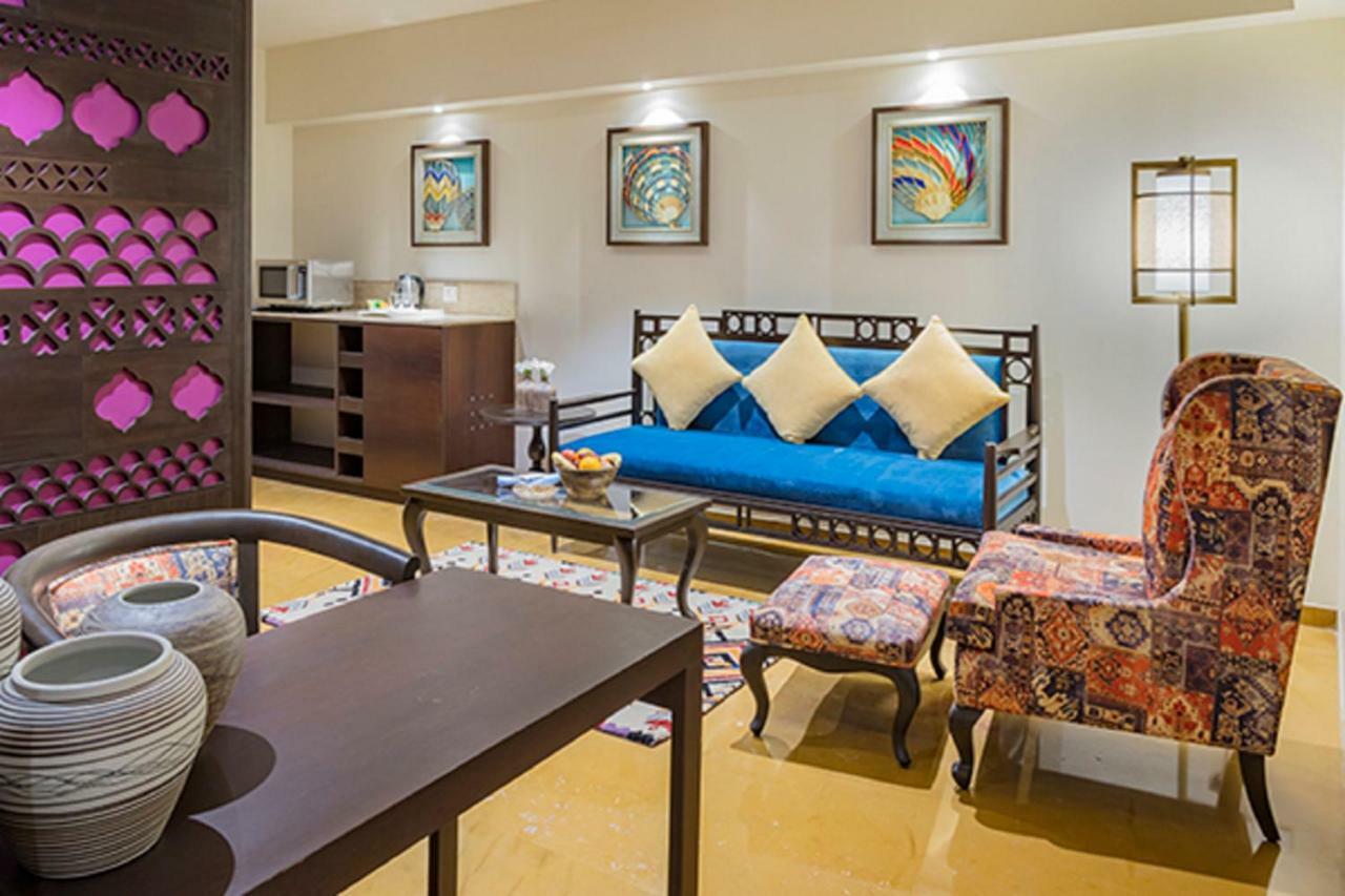Binori A Boutique Hotel อาเมดาบัด ภายนอก รูปภาพ